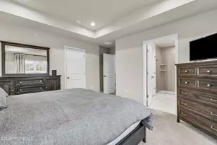 901 Arose Ln, Middletown, NJ 07748 - Photo 16