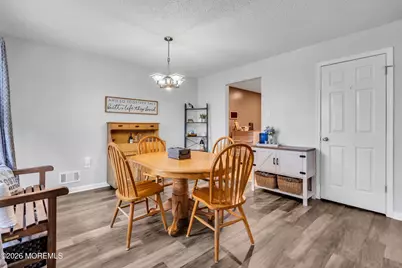 40 Kingston, North Brunswick Township, NJ 08902 - Photo 6