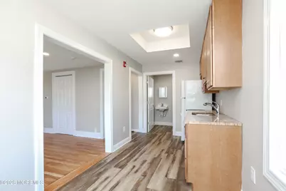 12 Sharon Road, Robbinsville Township, NJ 08691 - Photo 6