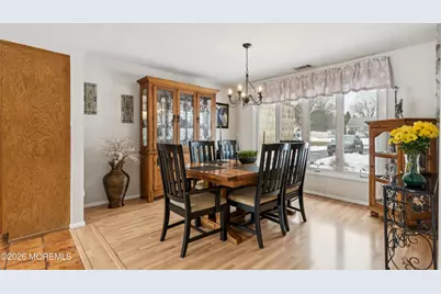 140 Sycamore Avenue, Freehold, NJ 07728 - Photo 8