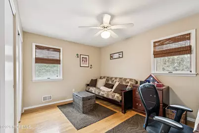 140 Sycamore Avenue, Freehold, NJ 07728 - Photo 18