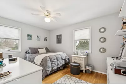 140 Sycamore Avenue, Freehold, NJ 07728 - Photo 16