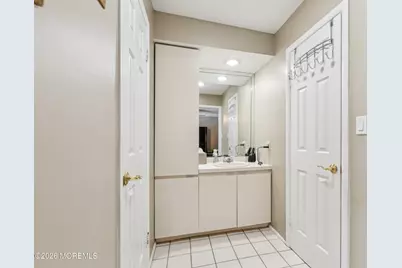 140 Sycamore Avenue, Freehold, NJ 07728 - Photo 14