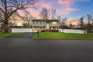 1199 Manor Dr, Lakewood, NJ 08701 - Photo 2