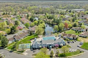 93 Halls Croft Rd, Freehold, NJ 07728 - Photo 18