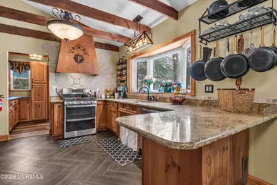 11 Mount Drive, Holmdel, NJ 07733 - Photo 10