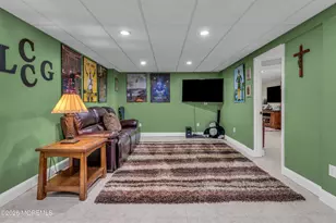 11 Mt Dr, Holmdel, NJ 07733 - Photo 30