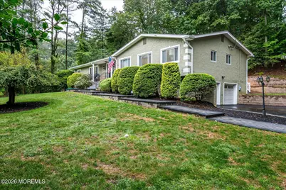 11 Mount Drive, Holmdel, NJ 07733 - Photo 2