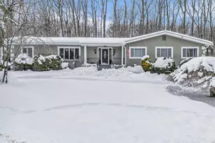 11 Mt Dr, Holmdel, NJ 07733 - Photo 38