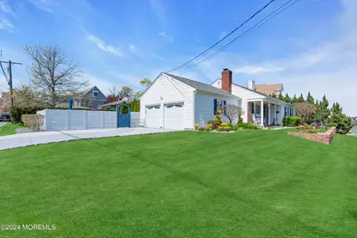 67 N Farragut Avenue, Manasquan, NJ 08736 - Photo 6