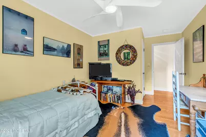 67 N Farragut Avenue, Manasquan, NJ 08736 - Photo 34