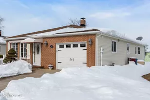 16 Tivoli St, Toms River Township, NJ 08757 - Photo 2