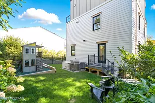 25 Portland Rd, Highlands, NJ 07732 - Photo 36