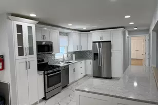 104 Pear St, Oakhurst, NJ 07755 - Photo 4