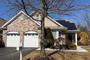540 Becca Way, Monroe Township, NJ 08831 - Photo 2