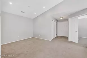 412 Hampton Ct, Manalapan Township, NJ 07726 - Photo 8