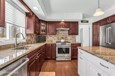 9 Johnny Court, Red Bank, NJ 07701 - Photo 18