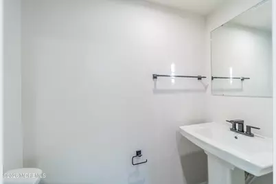 208 Midland Avenue #3508, Cliffwood, NJ 07721 - Photo 6