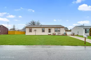 425 National Union Blvd, Little Egg Harbor, NJ 08087 - Photo 2