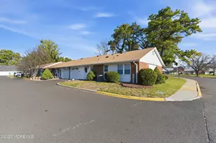 1015 Aberdeen Dr, Lakewood, NJ 08701 - Photo 1