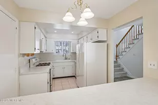 27 Apple Dr, Spring Lake, NJ 07762 - Photo 6