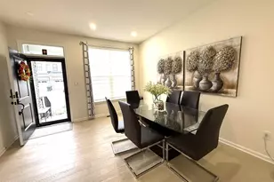 21 Wisteria Ct, Monroe Township, NJ 08831 - Photo 2