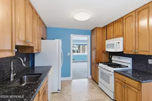 13 Arthur Pl, Middletown, NJ 07748 - Photo 20