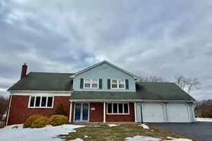 13 Arthur Pl, Middletown, NJ 07748 - Photo 4