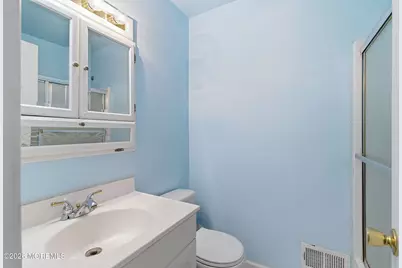 13 Arthur Place, Middletown, NJ 07748 - Photo 38