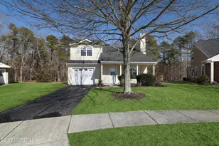 25 Beechwood Ct, Barnegat, NJ 08005 - Photo 2
