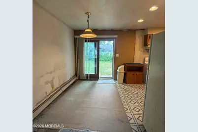 574 Hopping Road, Belford, NJ 07718 - Photo 14