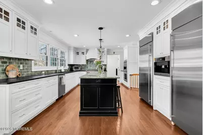 35 Winding Brook Way, Shrewsbury, NJ 07702 - Photo 8