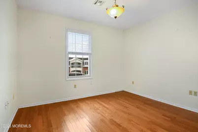 424 Regency Place #424, Woodbridge Township, NJ 07095 - Photo 16