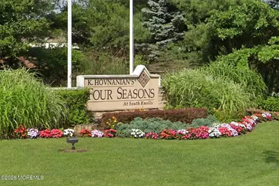 83 Huntington Drive, Jackson, NJ 08527 - Photo 2