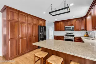 7 Friar Ln, Manalapan Township, NJ 07726 - Photo 22