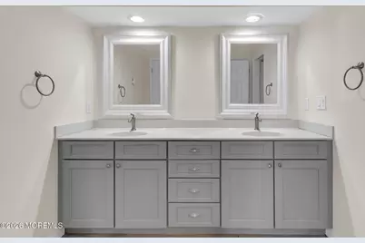 129 Amberly Drive #G, Manalapan Township, NJ 07726 - Photo 6