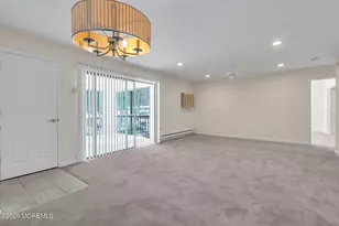 129 Amberly Dr, Manalapan Township, NJ 07726 - Photo 4