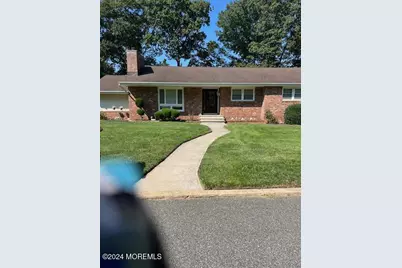 603 Carol Avenue, Oakhurst, NJ 07755 - Photo 2