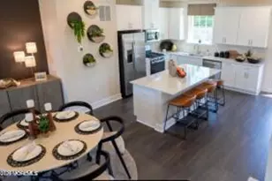 3 Harper Ln, Manalapan Township, NJ 07726 - Photo 2