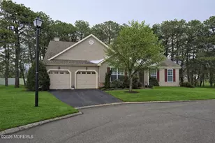 18 Fieldstone Ct, Whiting, NJ 08759 - Photo 1
