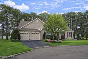 18 Fieldstone Ct, Whiting, NJ 08759 - Photo 2