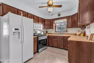 119 Edgewater Ct, Toms River Township, NJ 08757 - Photo 8