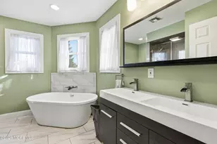 19 Carole Dr, Oakhurst, NJ 07755 - Photo 26