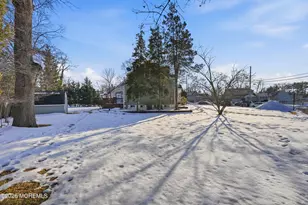 19 Carole Dr, Oakhurst, NJ 07755 - Photo 36