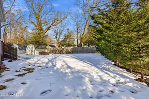 19 Carole Dr, Oakhurst, NJ 07755 - Photo 34