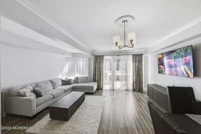 6 Woodmere Court, Freehold, NJ 07728 - Photo 10