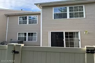 64 Picket Pl, Freehold, NJ 07728 - Photo 26