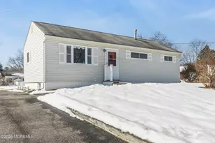 9 Spruce Rd, Howell Township, NJ 07731 - Photo 4