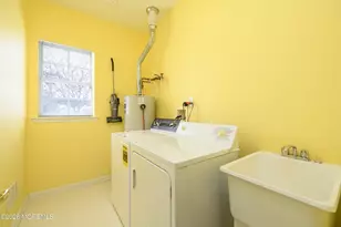 467 Bluebird Dr, Monroe Township, NJ 08831 - Photo 38