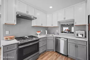 12 Secretariat Ct, Tinton Falls, NJ 07724 - Photo 6